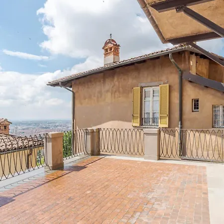 Palazzo San Giacomo