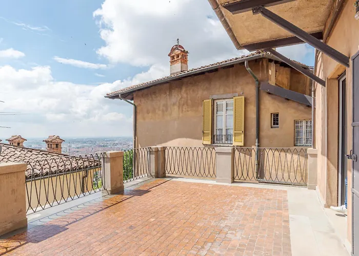 Palazzo San Giacomo * Bérgamo